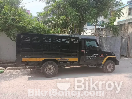 Mahindra bolero